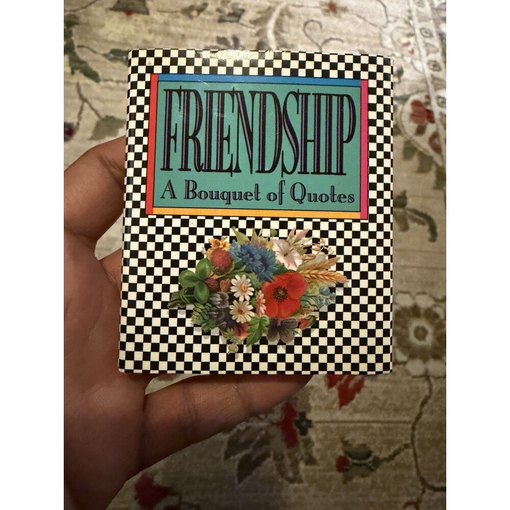 NORDSTROMS FRIENDSHIP A BOUQUET OF QUOTES BY RUNNING PRESS MINIATURE BOOK